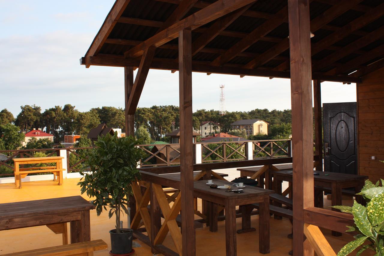 Viktoria Hotel Pizunda Ngoại thất bức ảnh