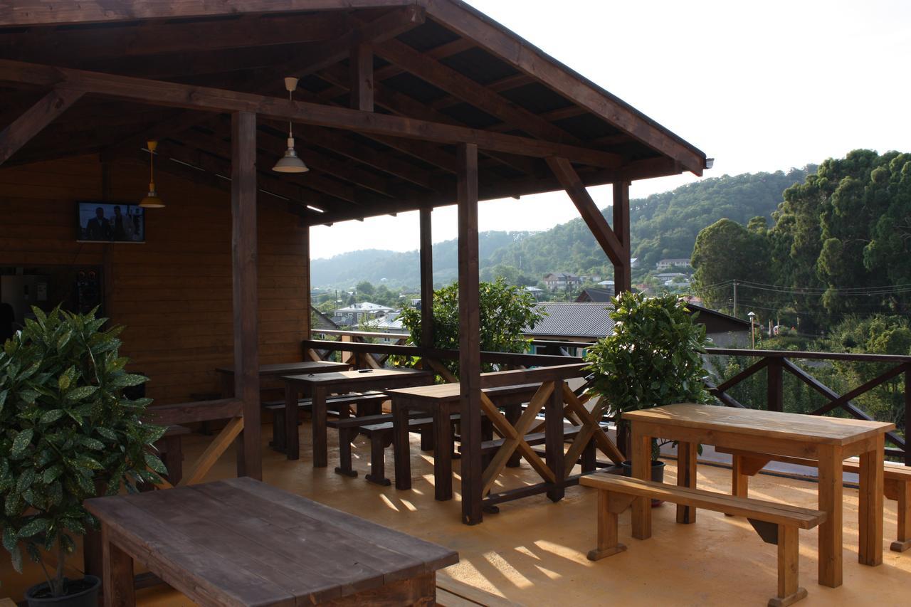 Viktoria Hotel Pizunda Ngoại thất bức ảnh